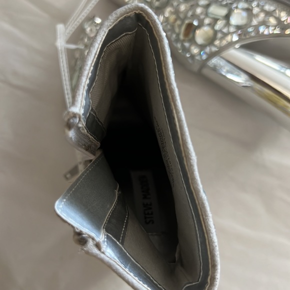 Steve Madden
Vayle Rhinestone Embellished Pointed Toe Booties - Picture 9 of 16